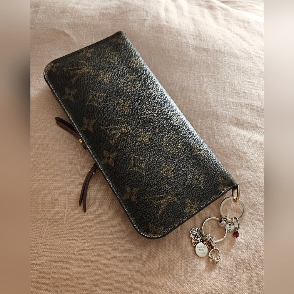 SOLD✨️Authentic✨️Louis Vuitton  Monogram Insolite Wallet - Picture 9 of 16